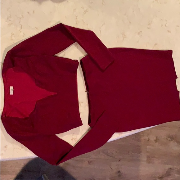 Two piece set - Picture 1 of 4